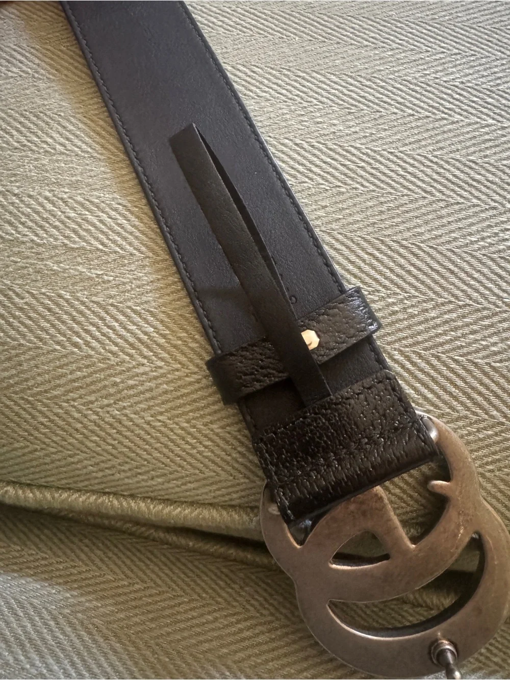 Gucci Black Leather Belt with Aged Silver Double G Buckle
